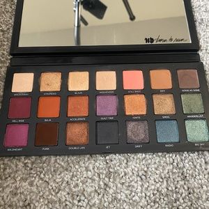 Urban Decay Born to Run Palette
